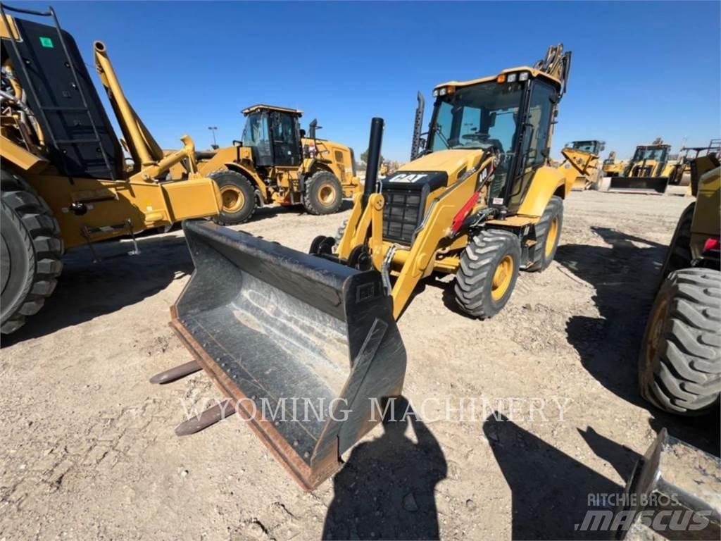 CAT 440 Baggerlader
