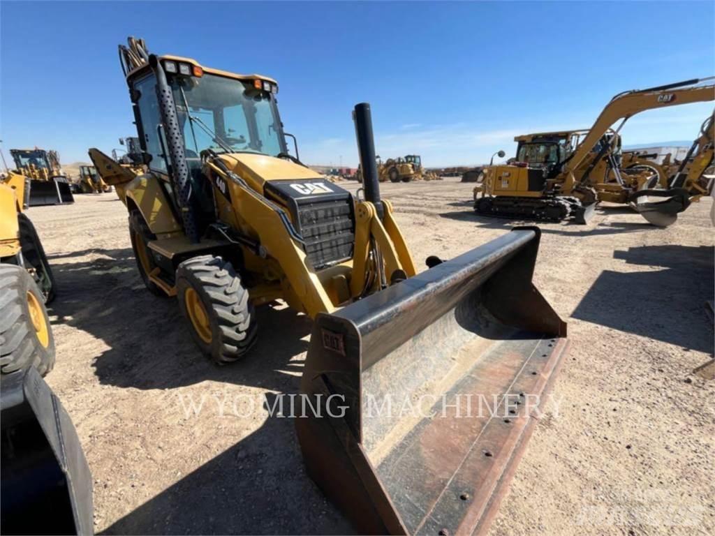 CAT 440 Baggerlader