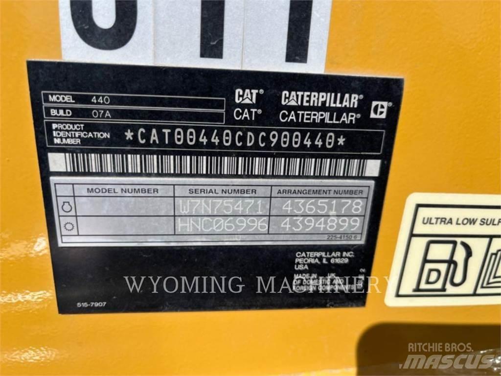 CAT 440 Baggerlader