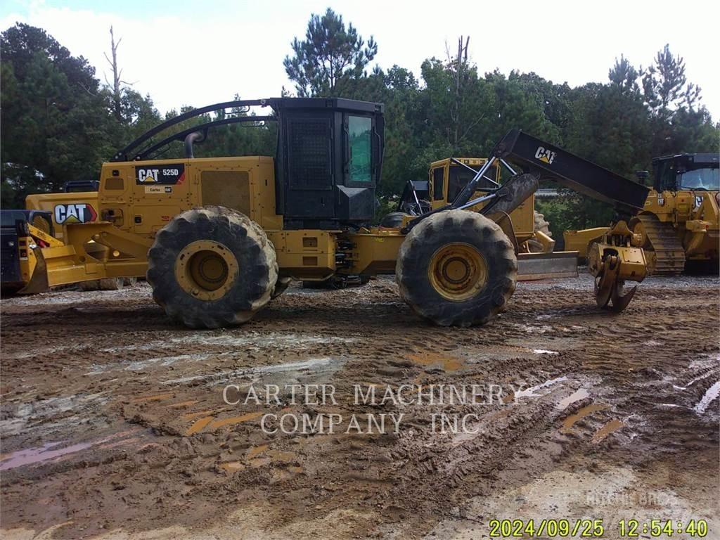 CAT 525D Stammholzschlepper