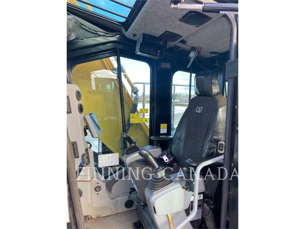 CAT 568 FM Raupenbagger