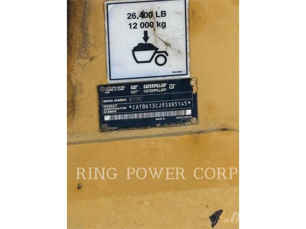 CAT 613C Schaber