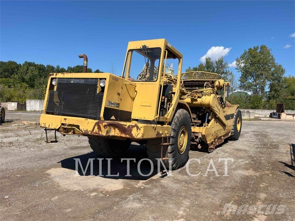 CAT 615C Schaber