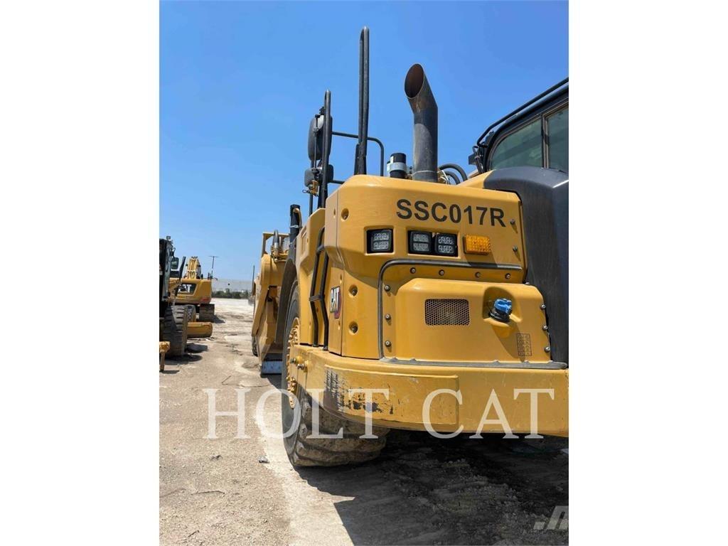 CAT 621 Schaber
