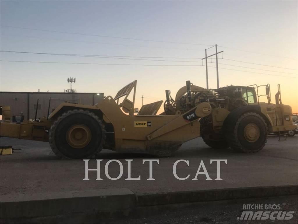 CAT 621K Schaber