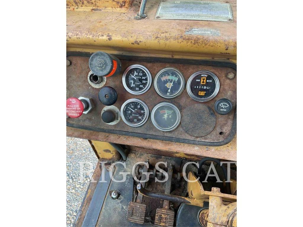 CAT 623B Schaber