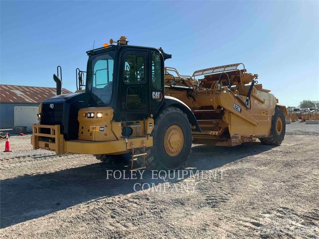CAT 623K Schaber