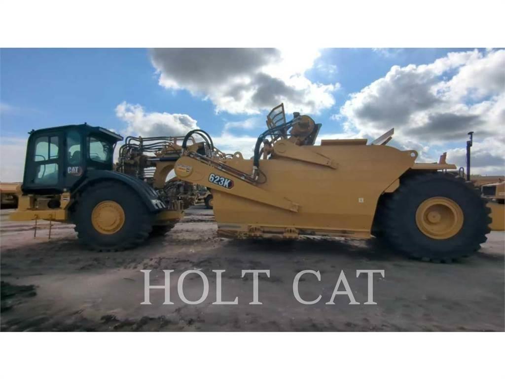 CAT 623K Schaber