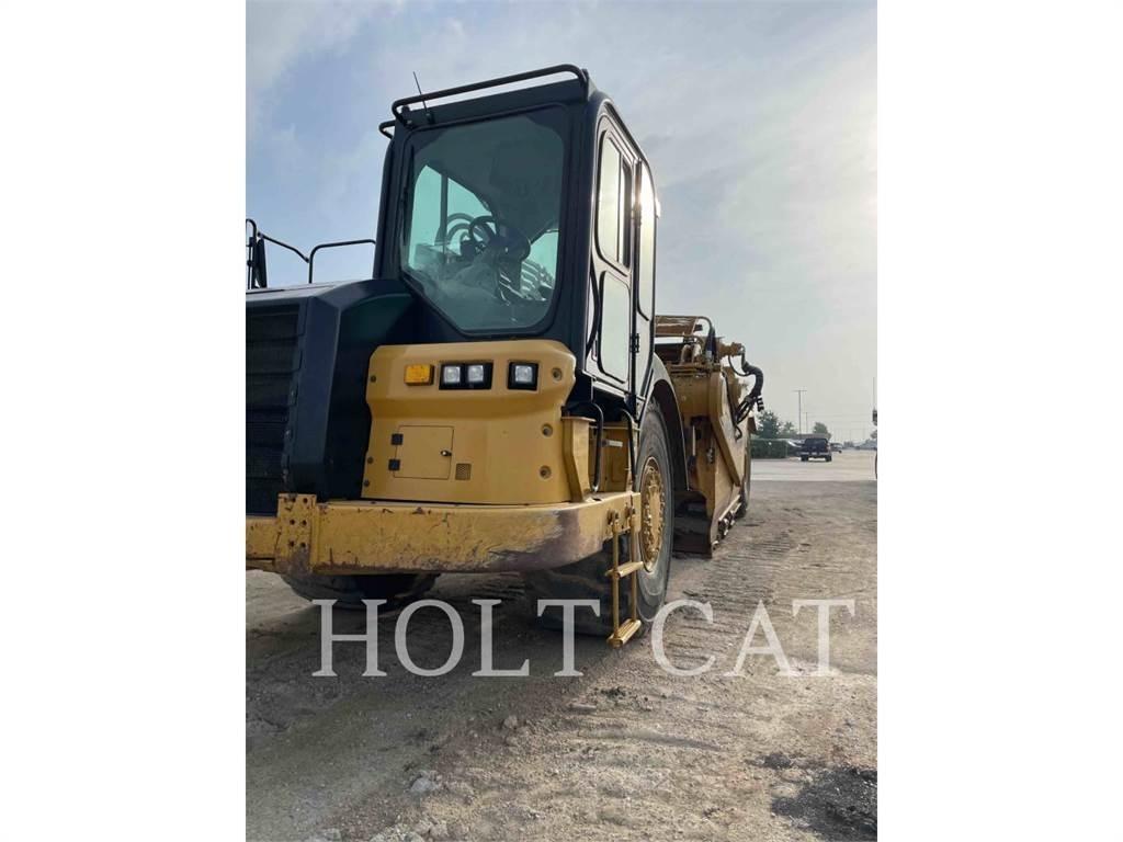 CAT 623K Schaber