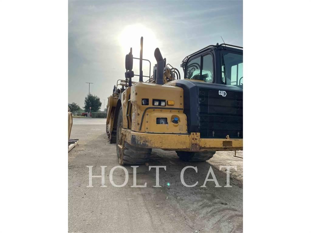 CAT 623K Schaber