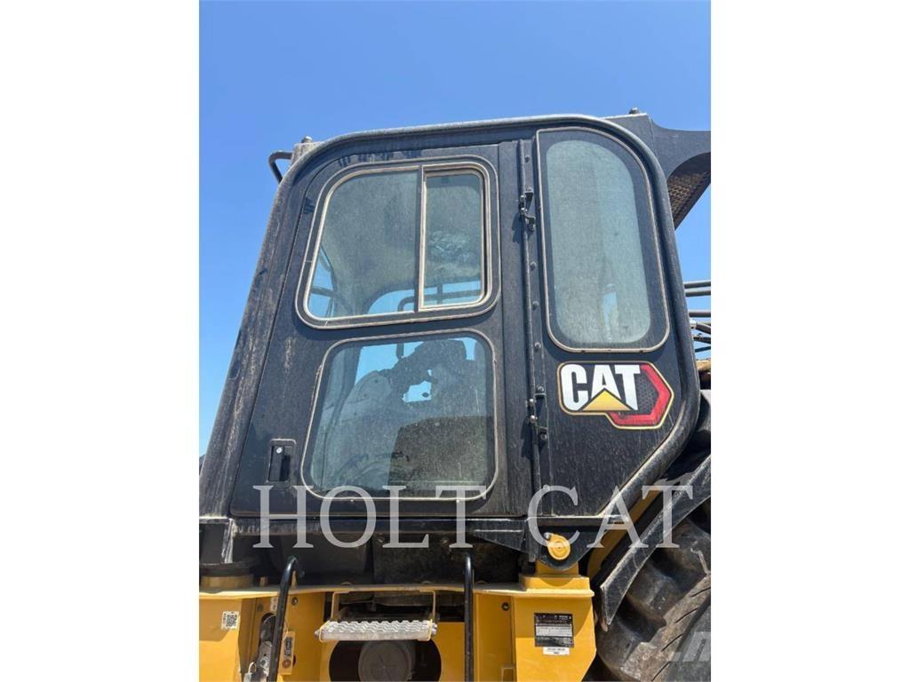 CAT 623K Schaber