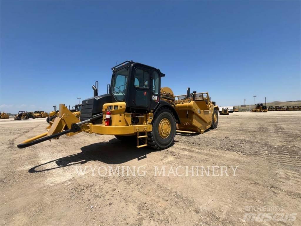 CAT 627 Schaber