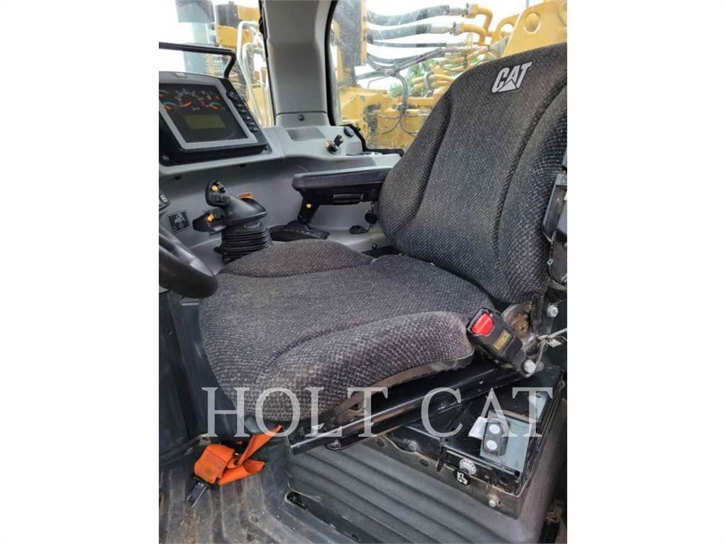 CAT 627K Schaber