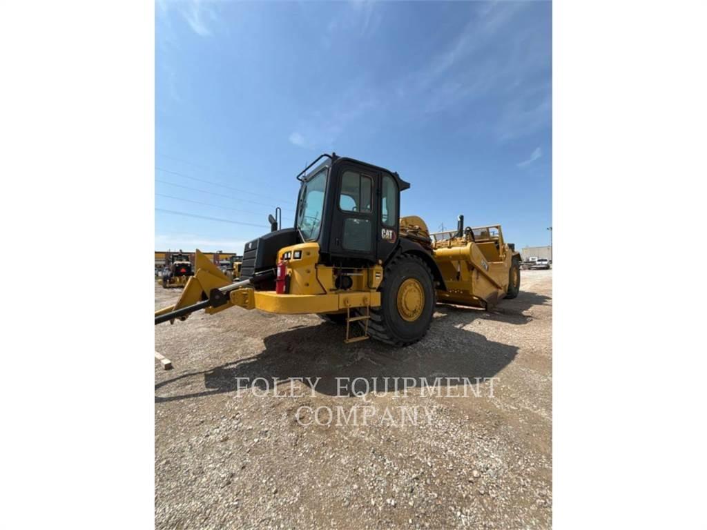 CAT 627K Schaber