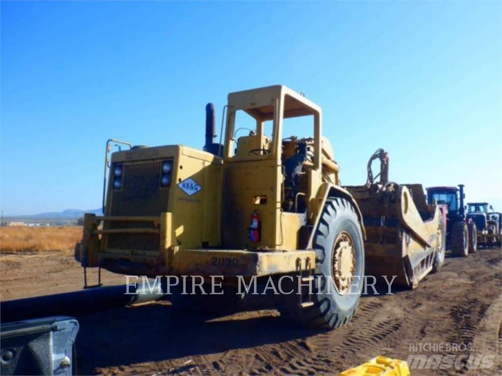 CAT 631D Schaber
