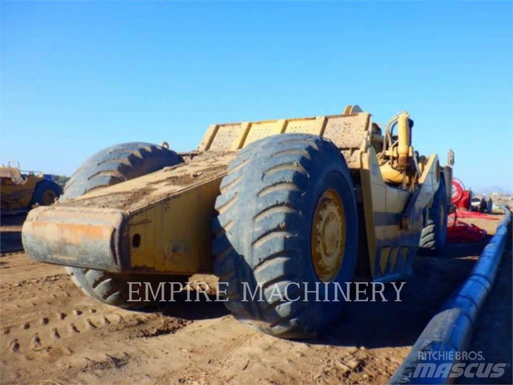 CAT 631D Schaber