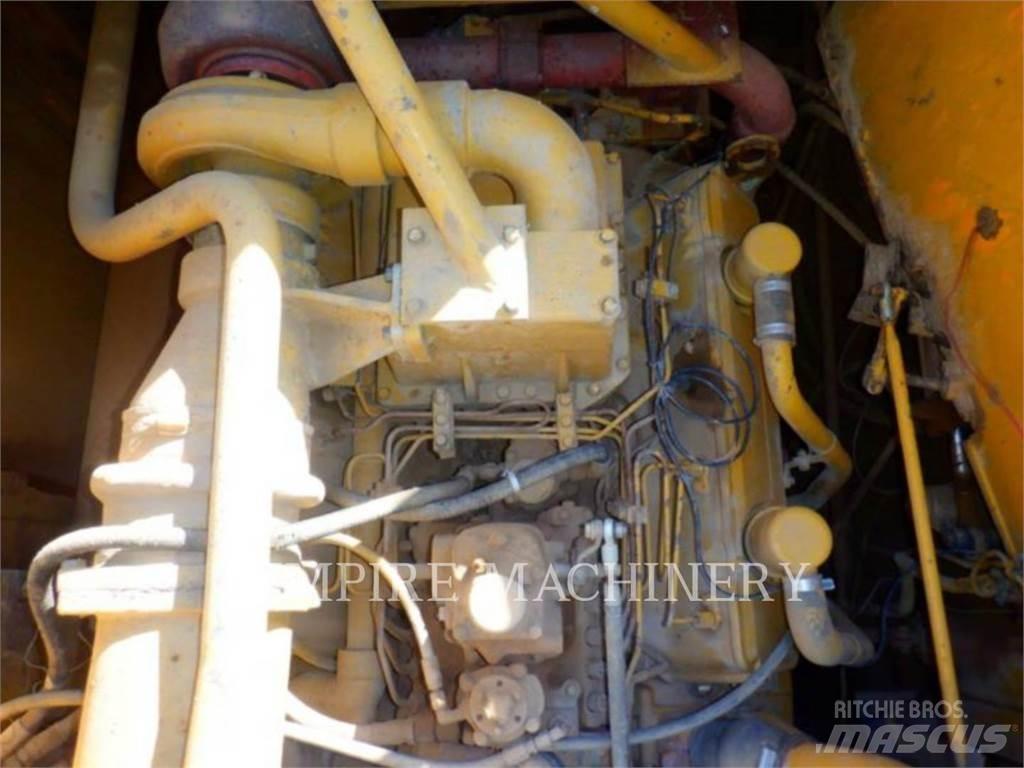 CAT 631D Schaber