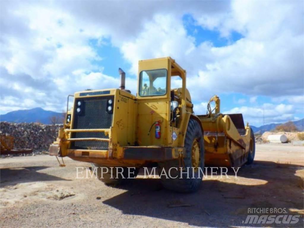 CAT 631D Schaber