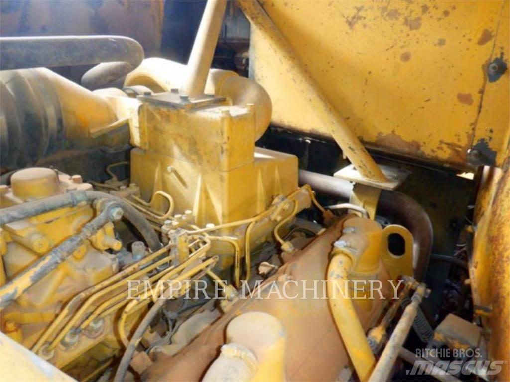 CAT 631D Schaber