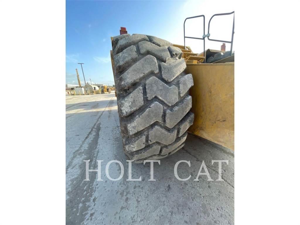 CAT 631K Schaber