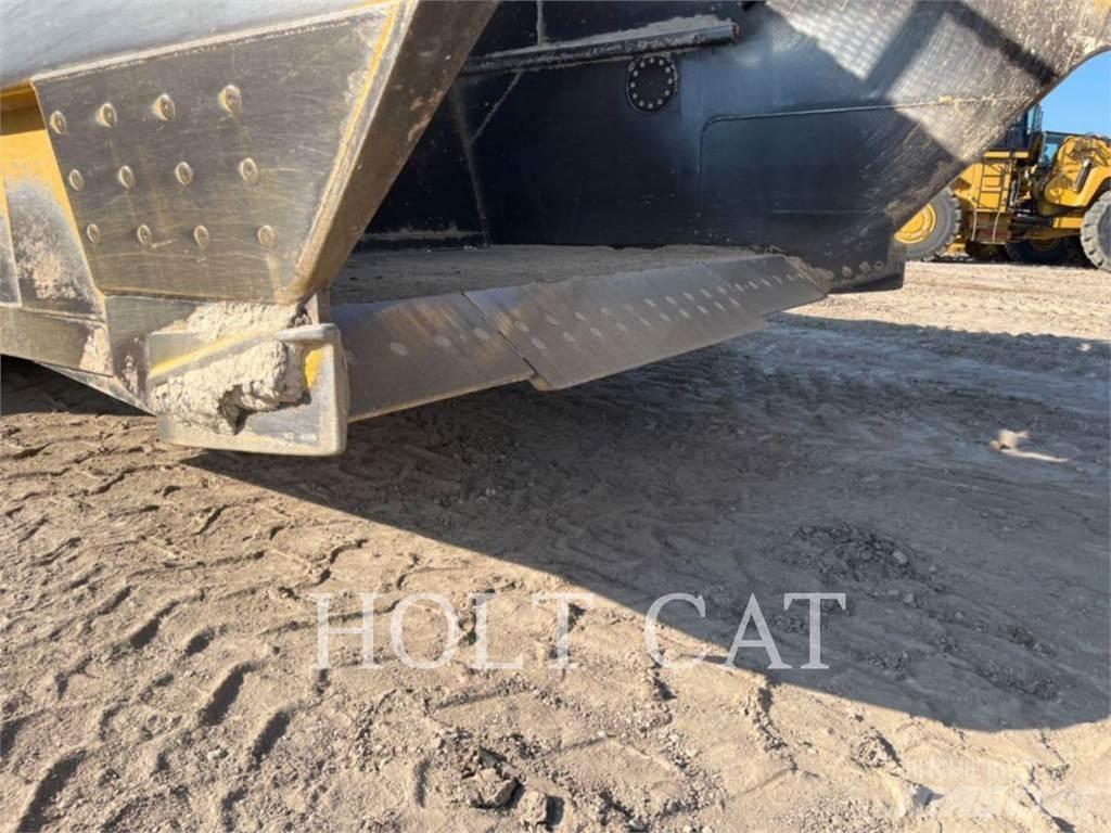 CAT 631K Schaber
