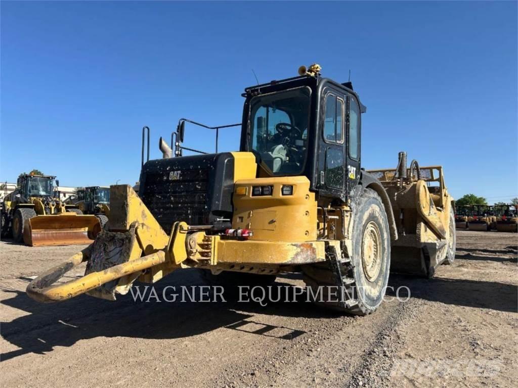 CAT 637K Schaber
