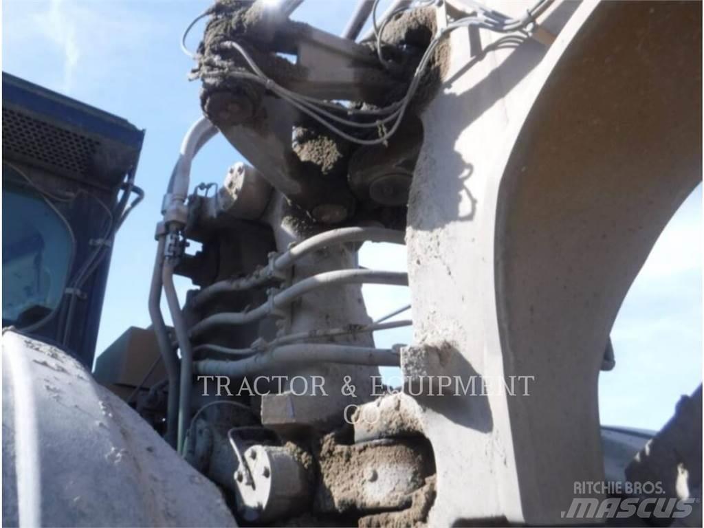 CAT 637K Schaber