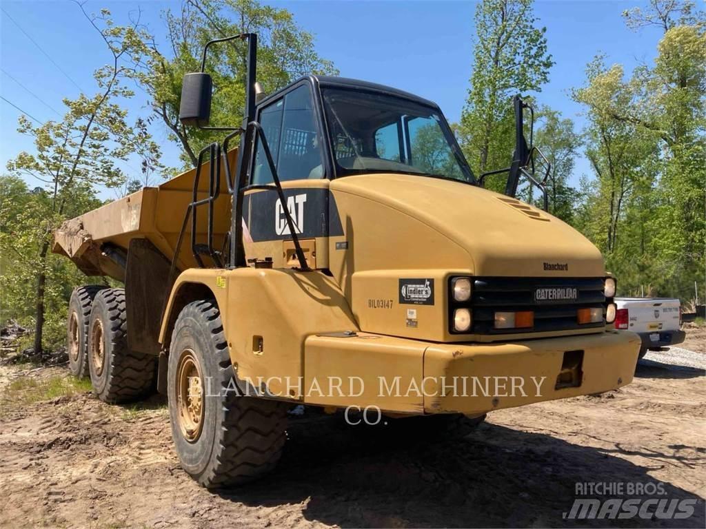 CAT 725 Dumper - Knickgelenk