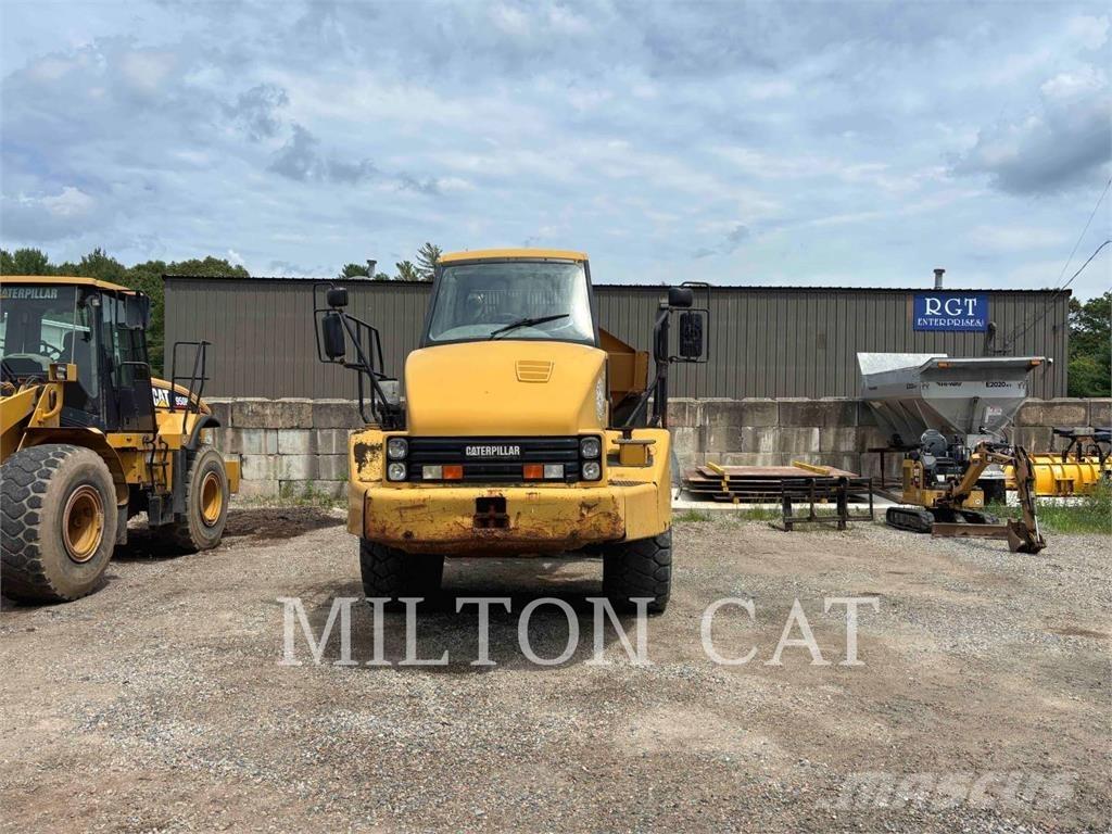 CAT 725 Dumper - Knickgelenk