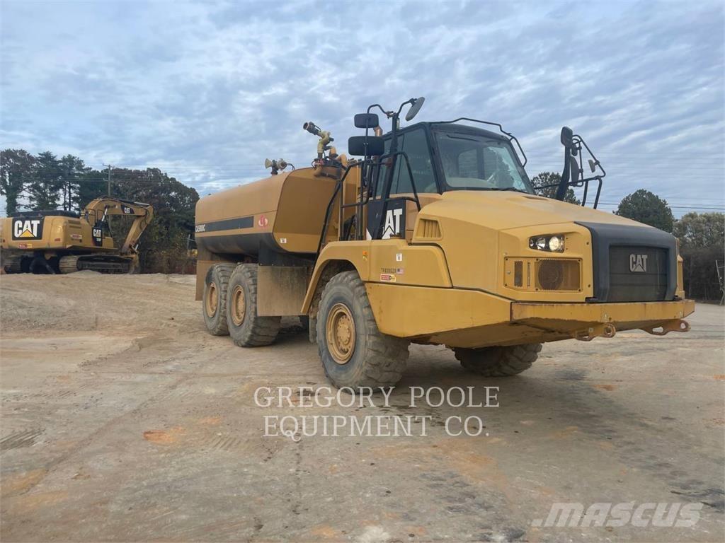 CAT 725 C Dumper - Knickgelenk