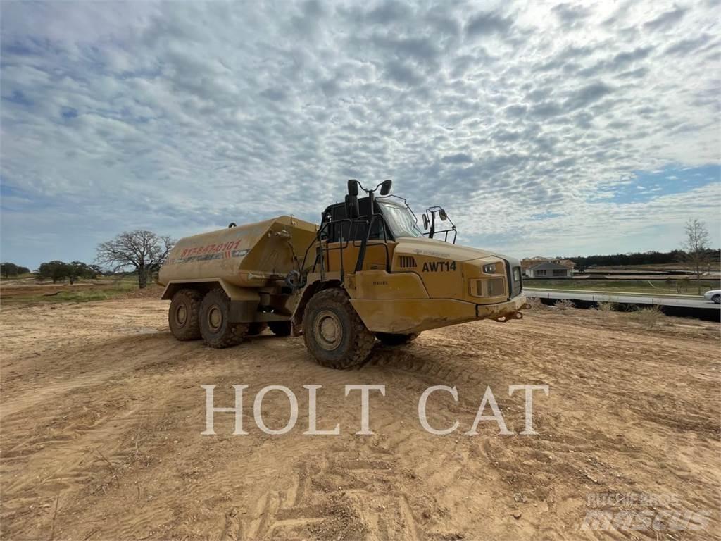 CAT 725C Dumper - Knickgelenk