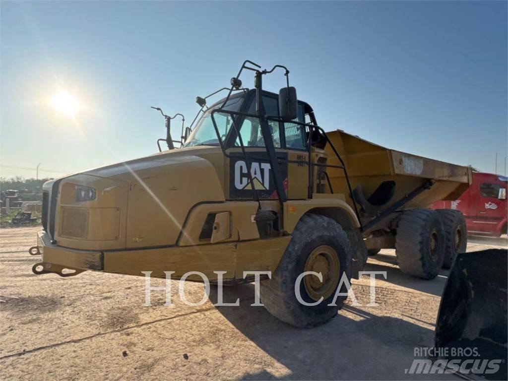 CAT 725C Dumper - Knickgelenk