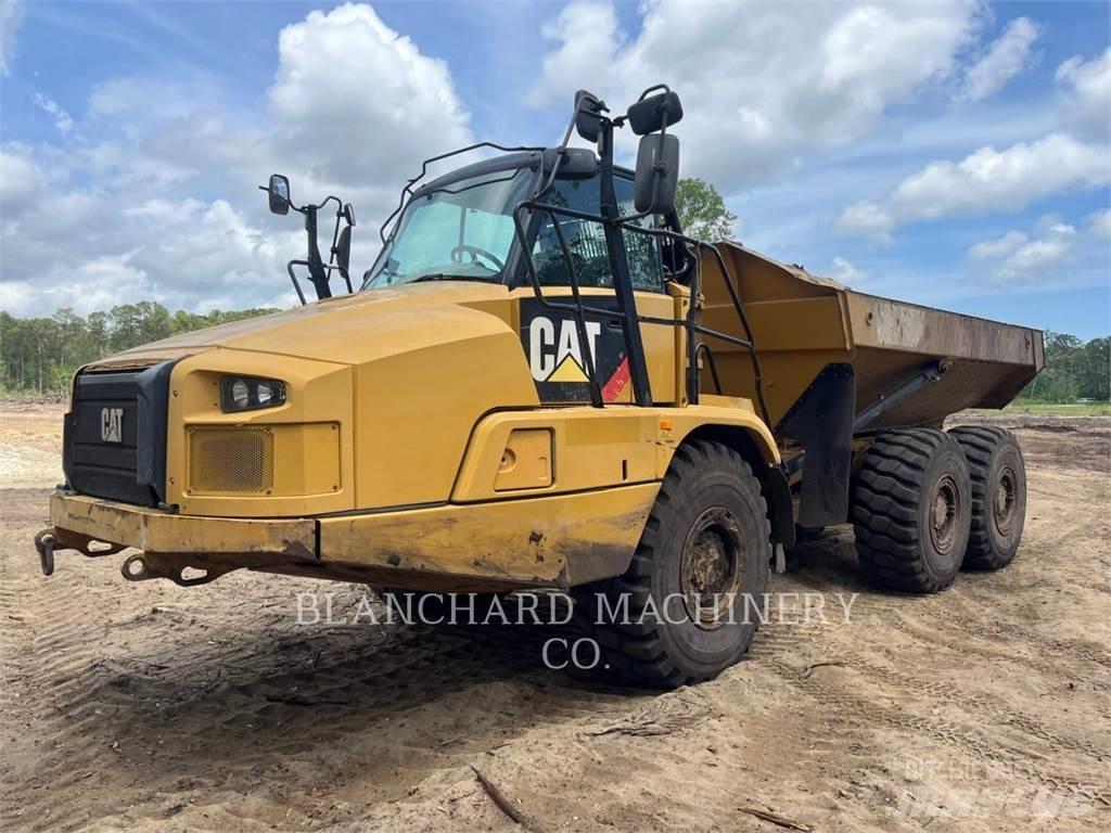 CAT 725C2 Dumper - Knickgelenk