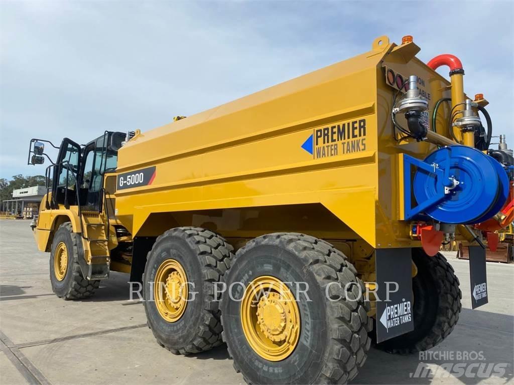 CAT 725WW Tankwagen