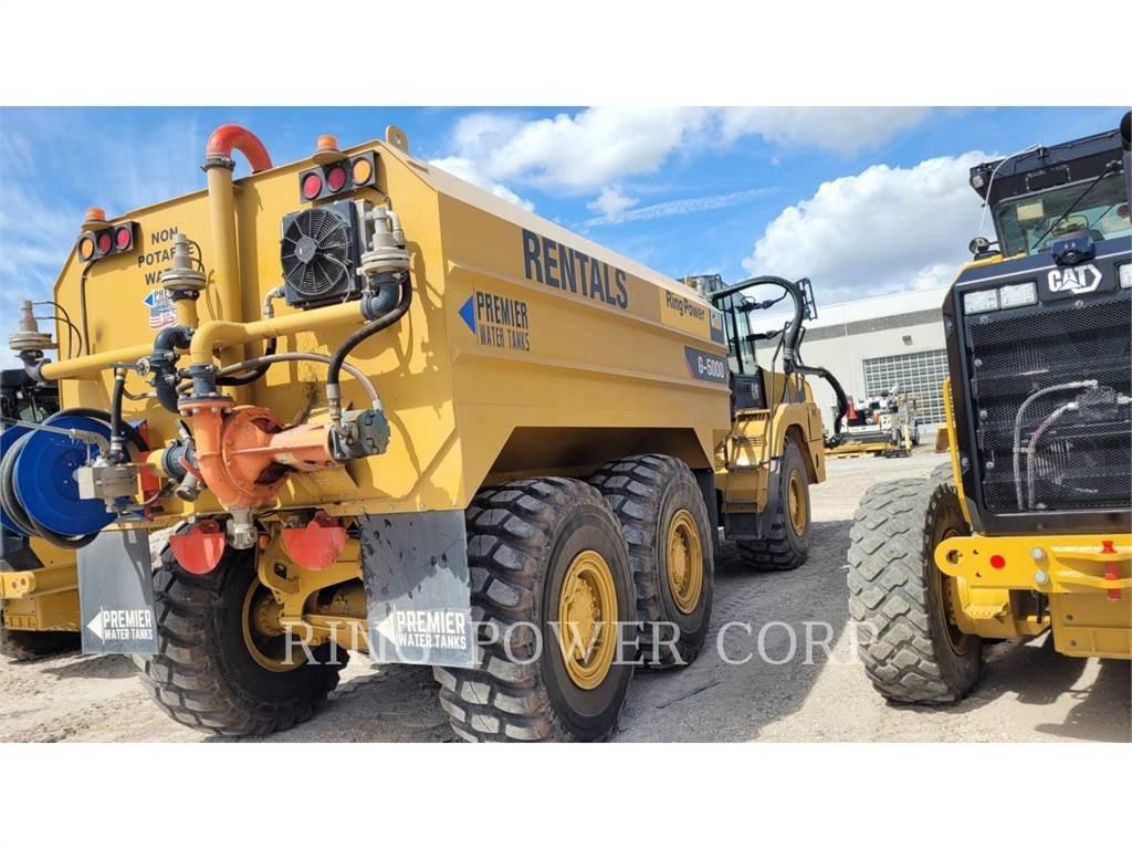 CAT 725WW Tankwagen