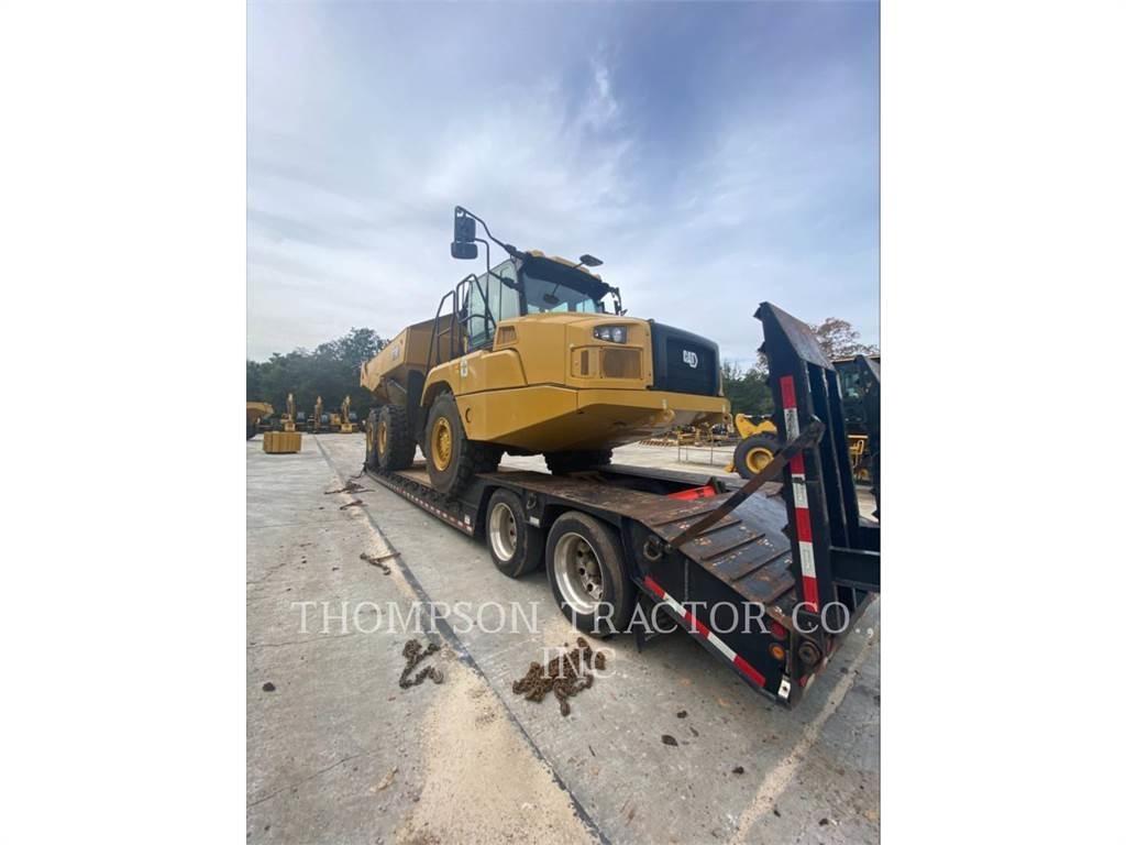 CAT 730 Dumper - Knickgelenk