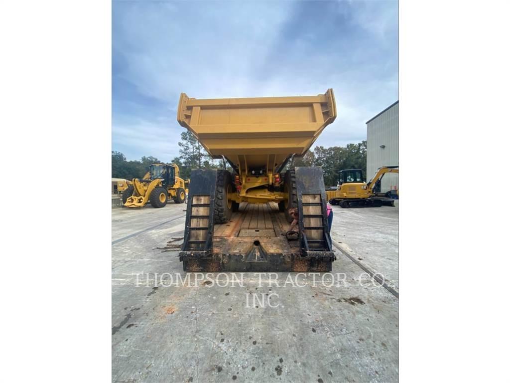 CAT 730 Dumper - Knickgelenk