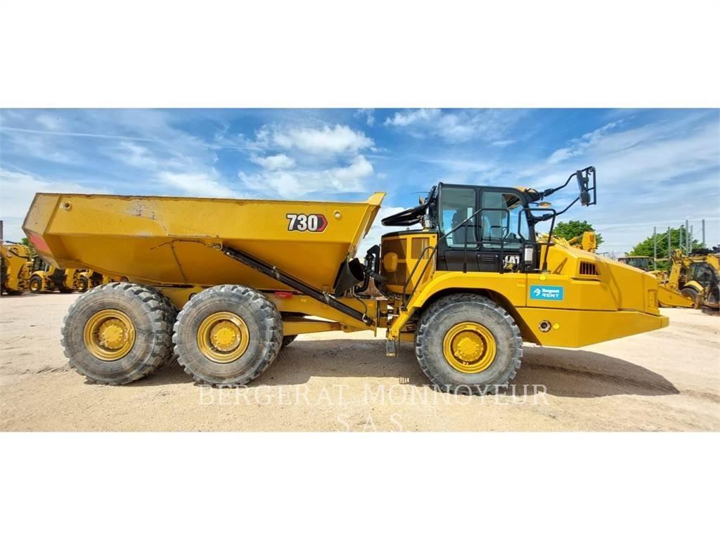 CAT 730 Dumper - Knickgelenk