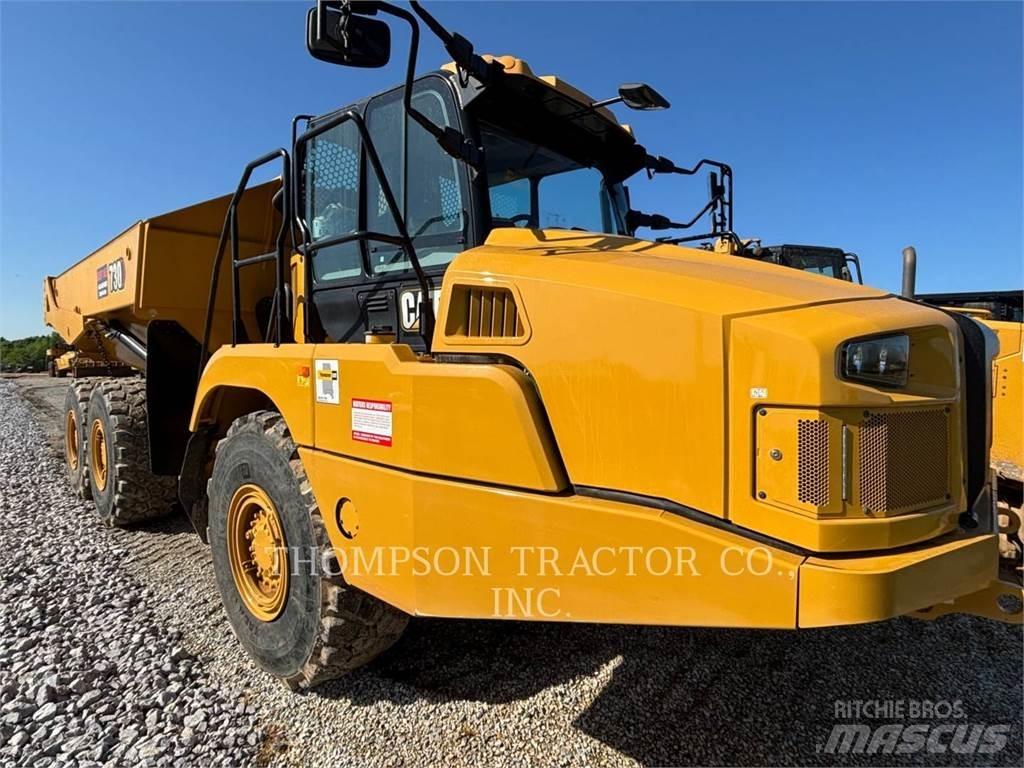 CAT 730 Dumper - Knickgelenk