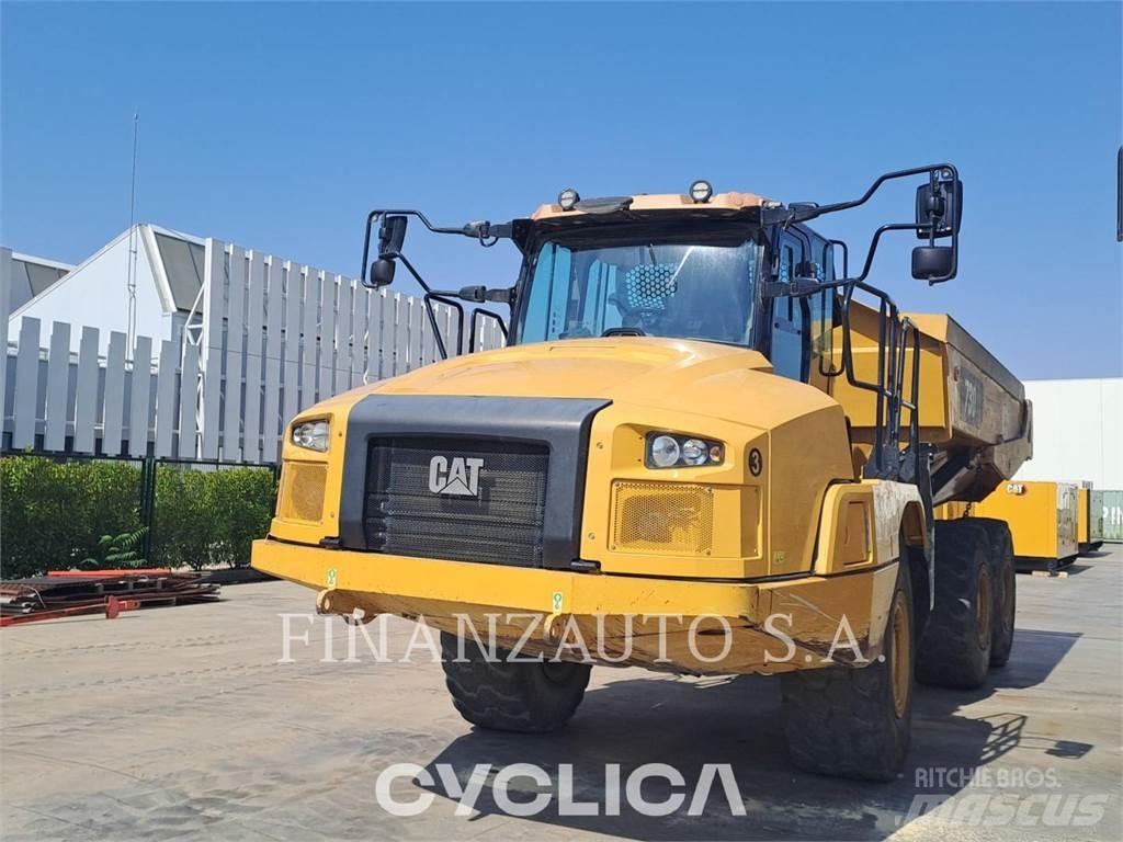 CAT 730 Dumper - Knickgelenk