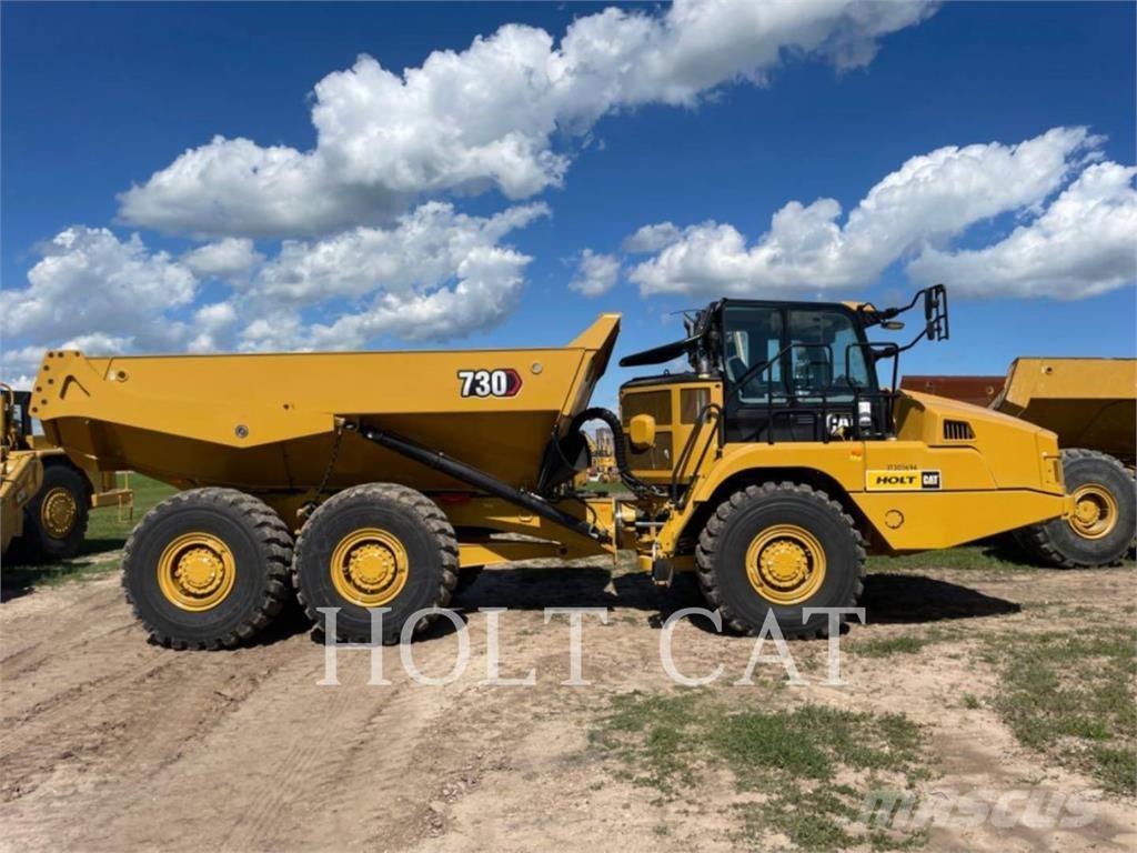 CAT 730 Dumper - Knickgelenk