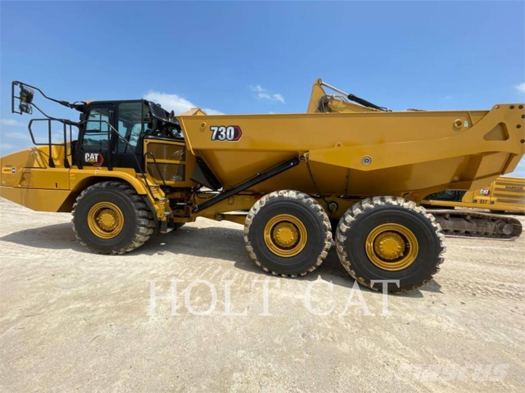 CAT 730 Dumper - Knickgelenk