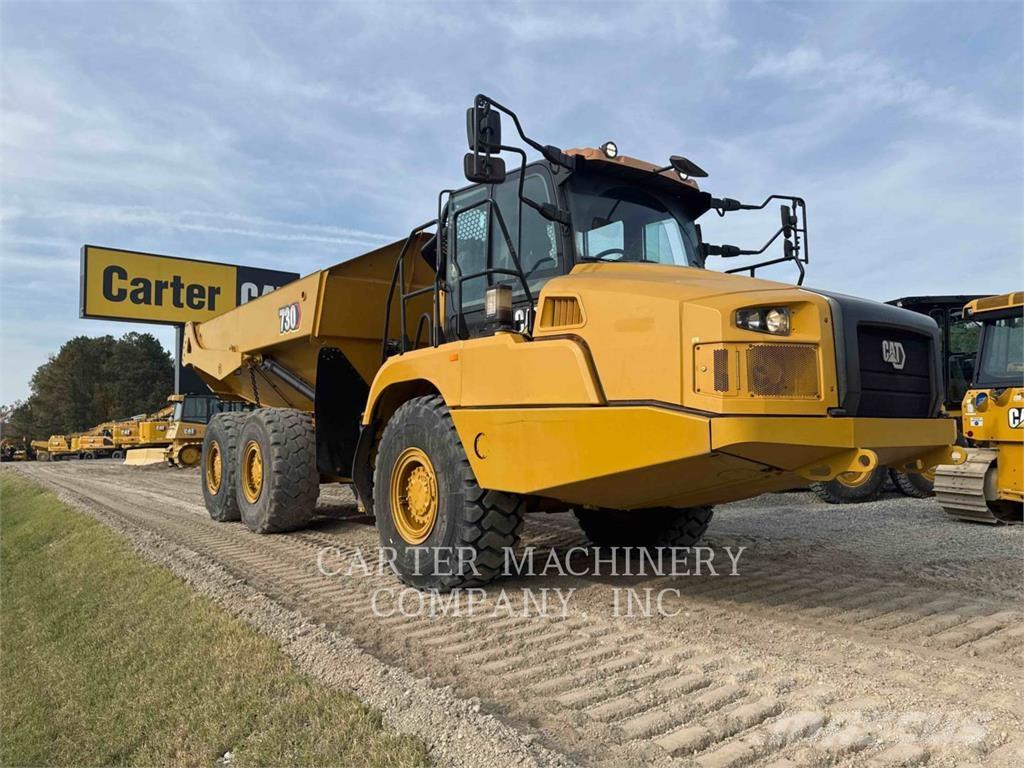 CAT 730 Dumper - Knickgelenk