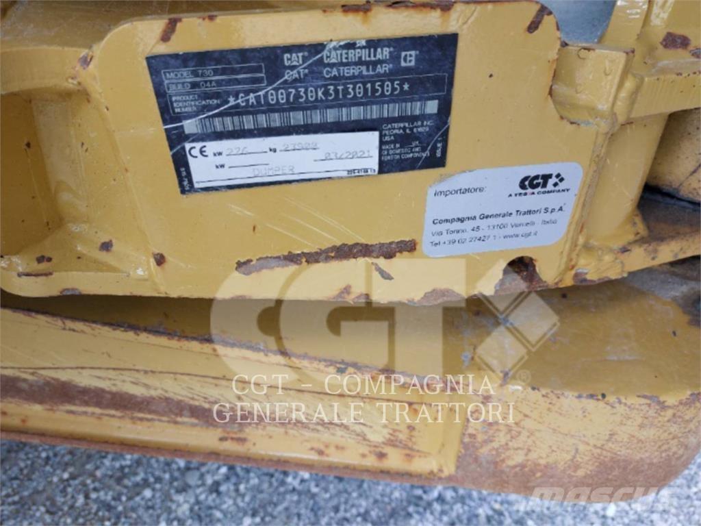 CAT 730 Dumper - Knickgelenk