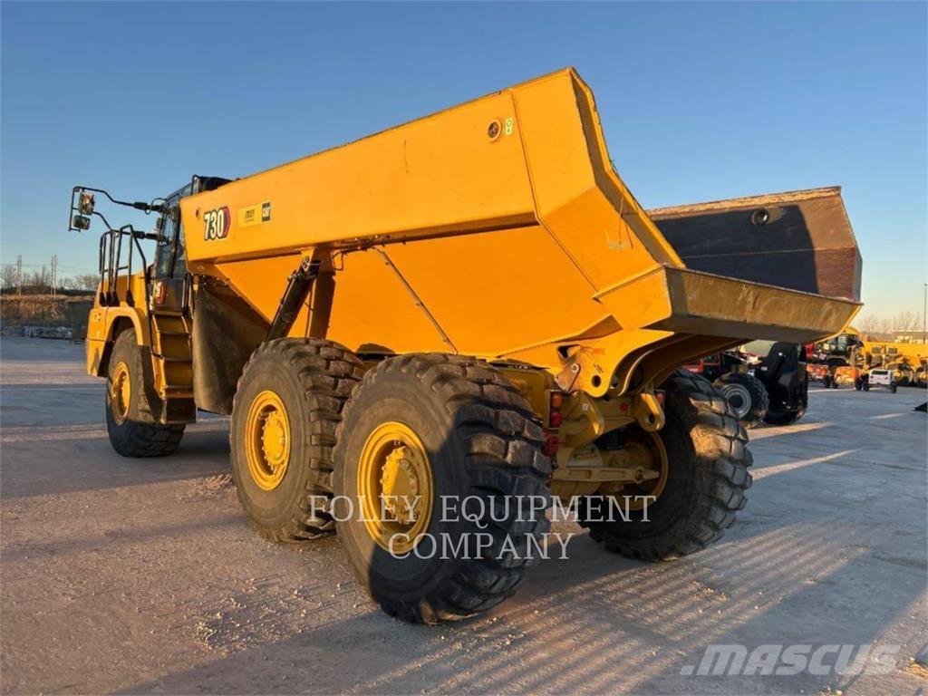 CAT 730-04 Dumper - Knickgelenk