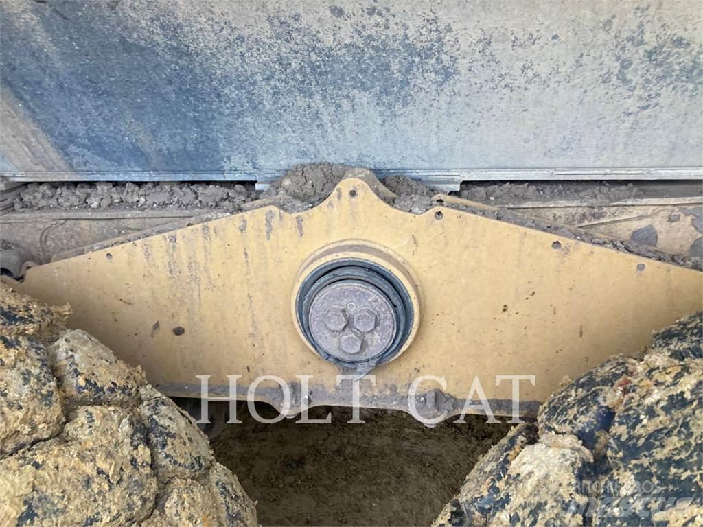 CAT 730-04 Dumper - Knickgelenk