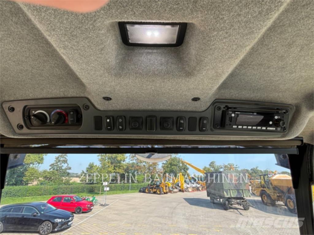 CAT 730-04A Dumper - Knickgelenk