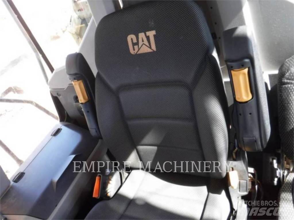 CAT 730 TG Dumper - Knickgelenk
