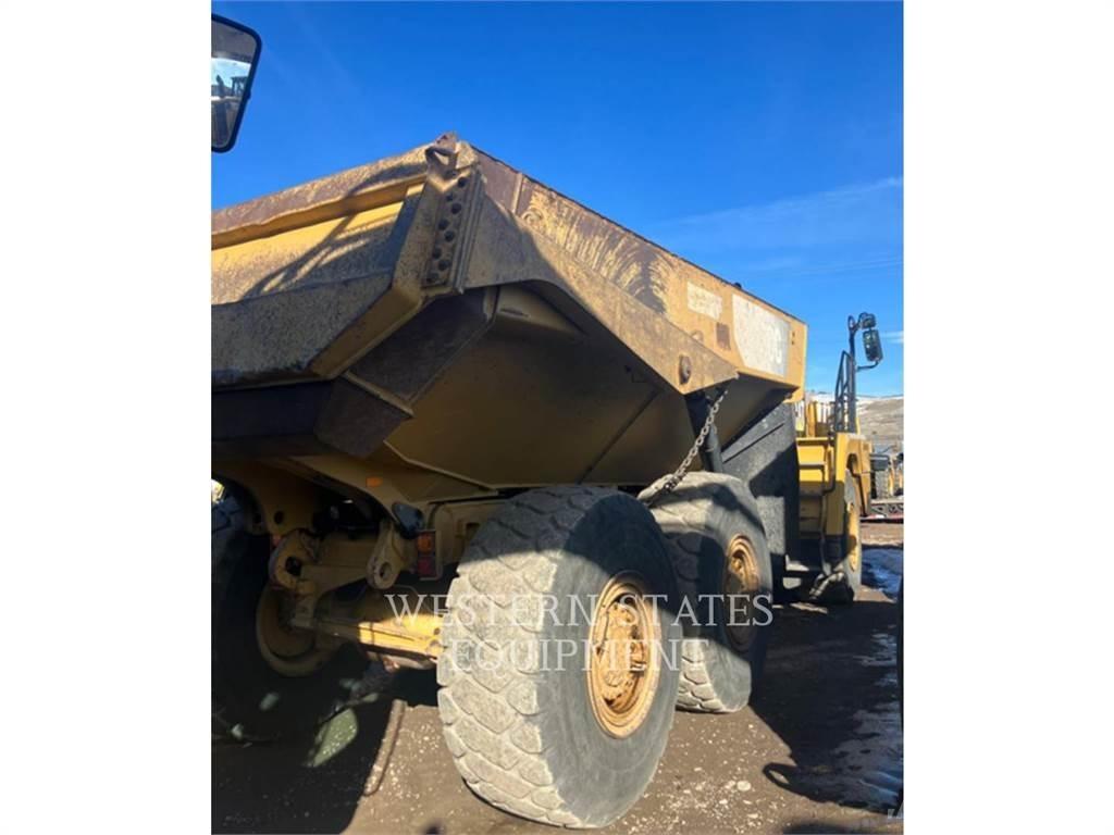 CAT 730C Dumper - Knickgelenk