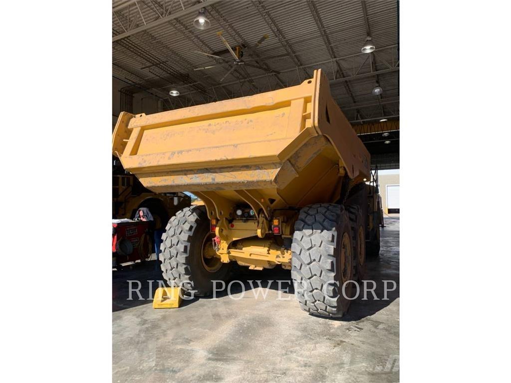 CAT 730TG Dumper - Knickgelenk